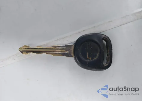 2011 Chevrolet Silverado 1500 Work Truck из США, поврежденный, VIN 1GCNKPE00BZ461618